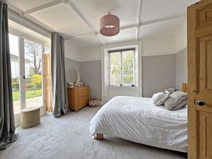 Photo 1- click for photo gallery